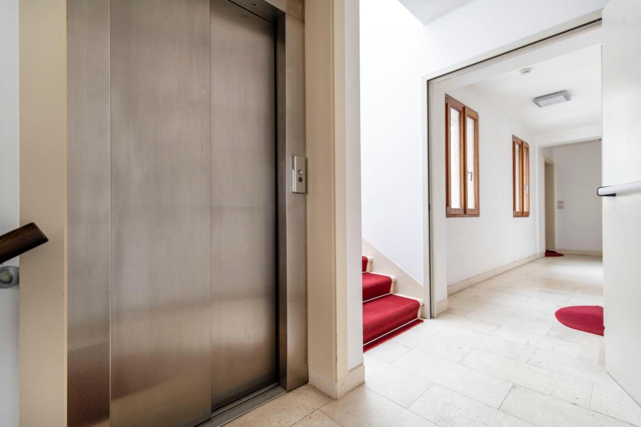 Friari Suite-Luxury Apt. Close To Rialto Bridge البندقية المظهر الخارجي الصورة