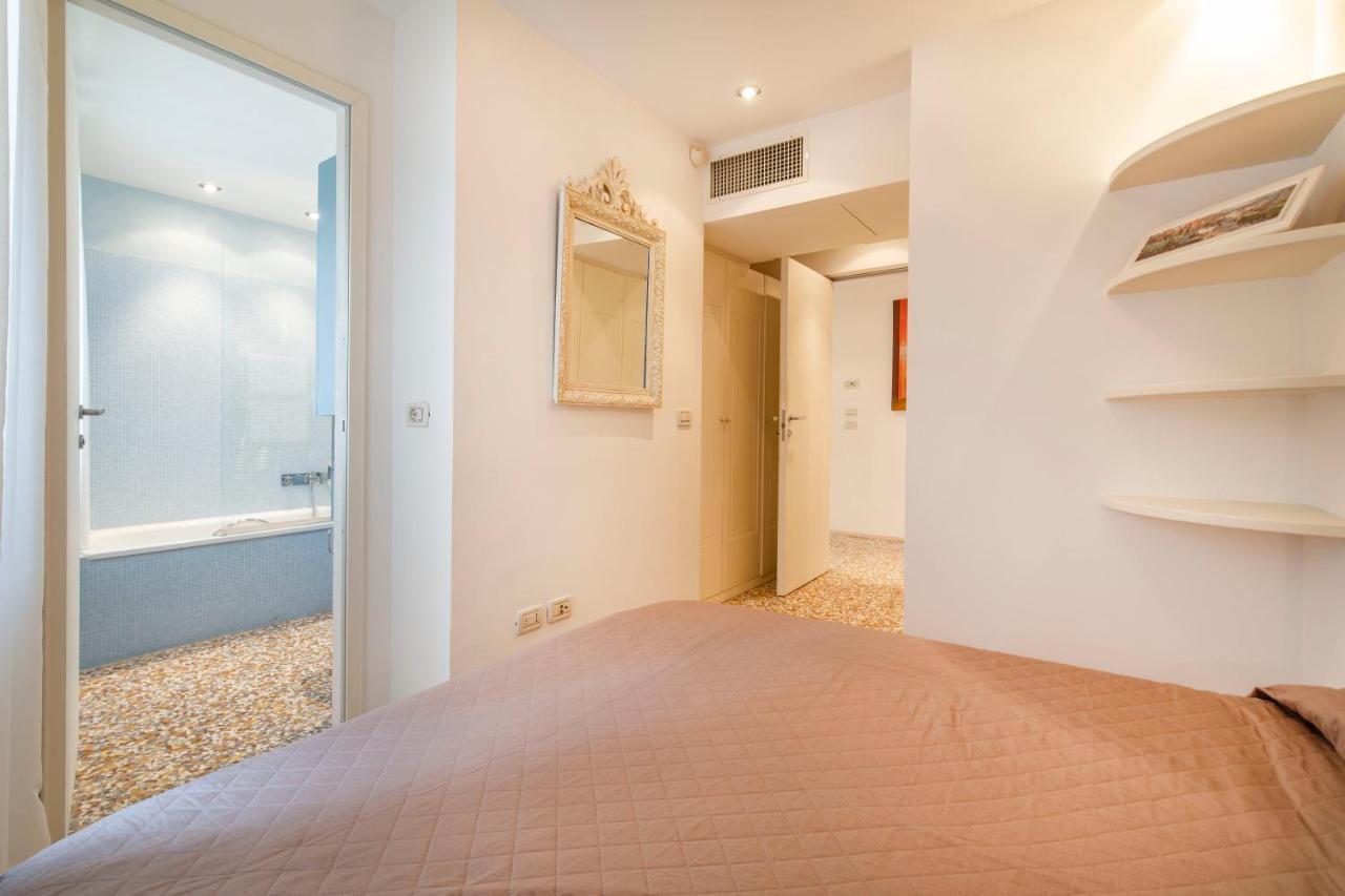 Friari Suite-Luxury Apt. Close To Rialto Bridge البندقية المظهر الخارجي الصورة