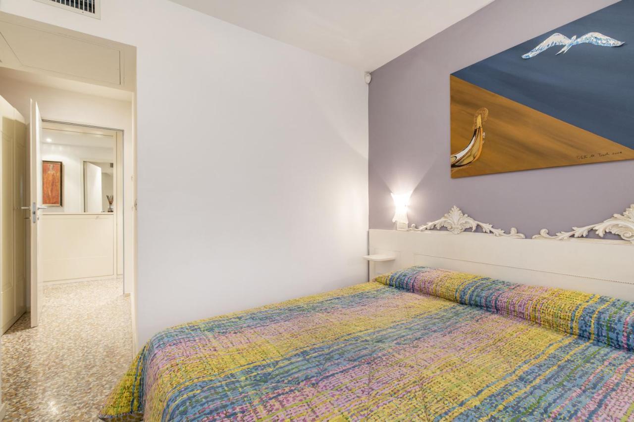 Friari Suite-Luxury Apt. Close To Rialto Bridge البندقية المظهر الخارجي الصورة